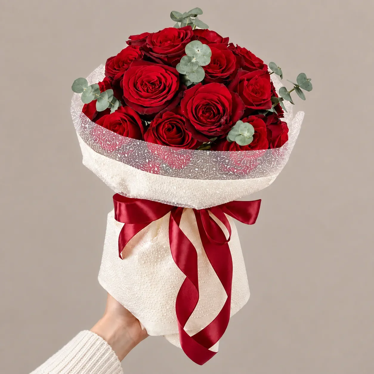 دسته گل رز قرمز گرد